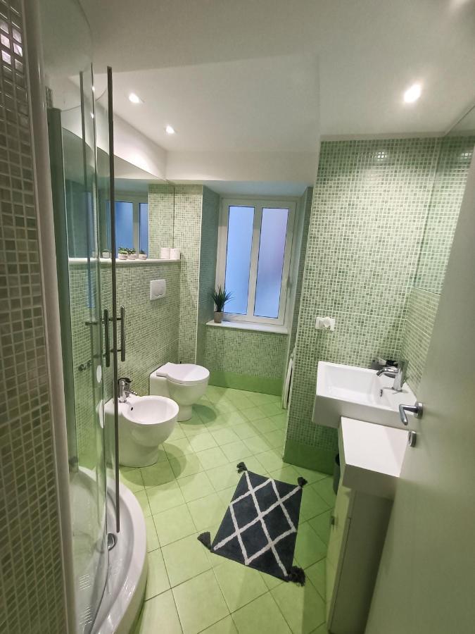 Ferienwohnung La Tana Di Alice Muggia Exterior foto