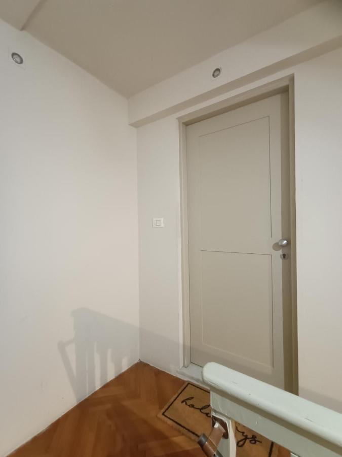 Ferienwohnung La Tana Di Alice Muggia Exterior foto