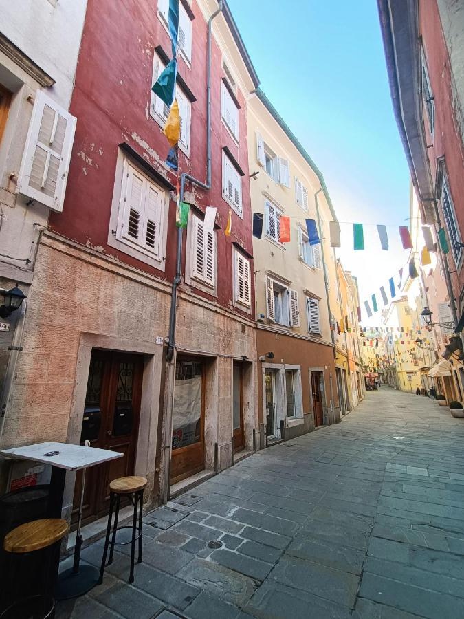 Ferienwohnung La Tana Di Alice Muggia Exterior foto