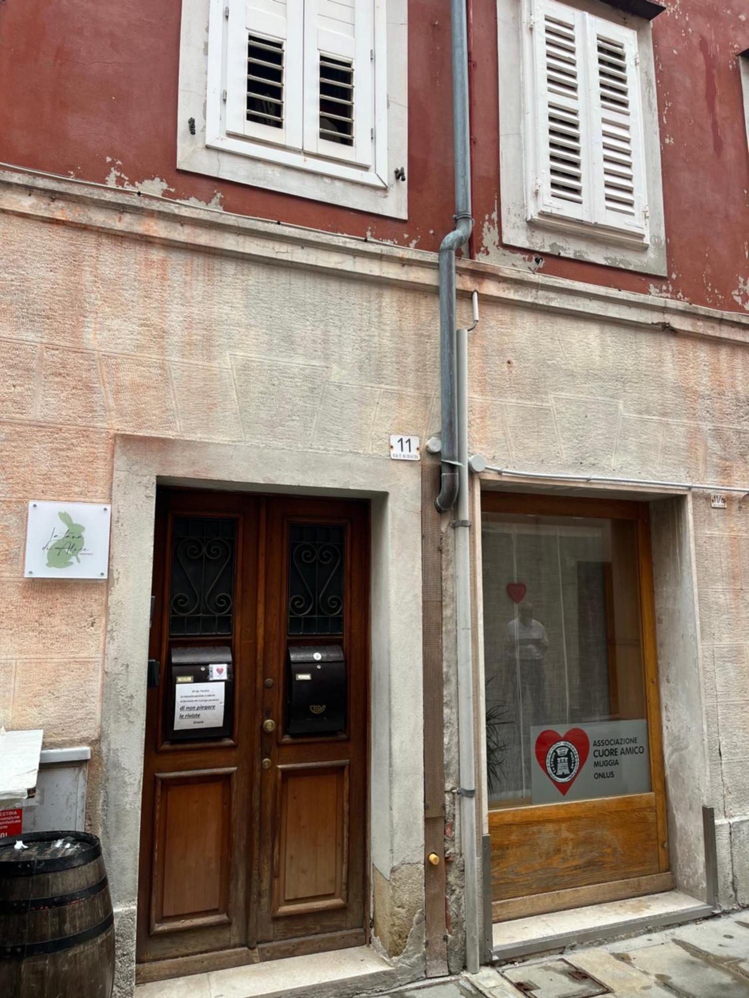 Ferienwohnung La Tana Di Alice Muggia Exterior foto