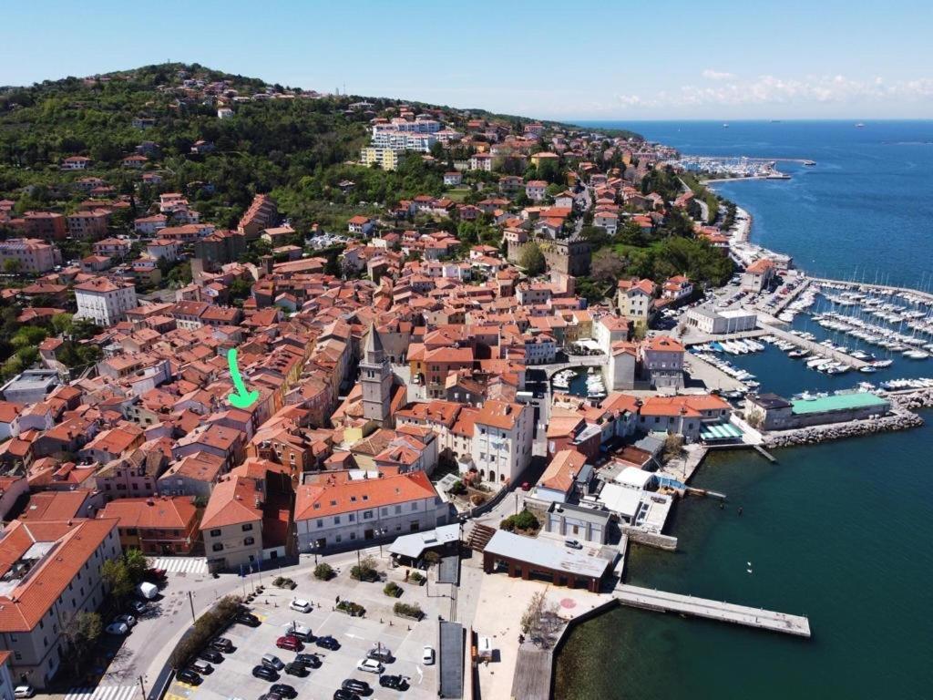 Ferienwohnung La Tana Di Alice Muggia Exterior foto